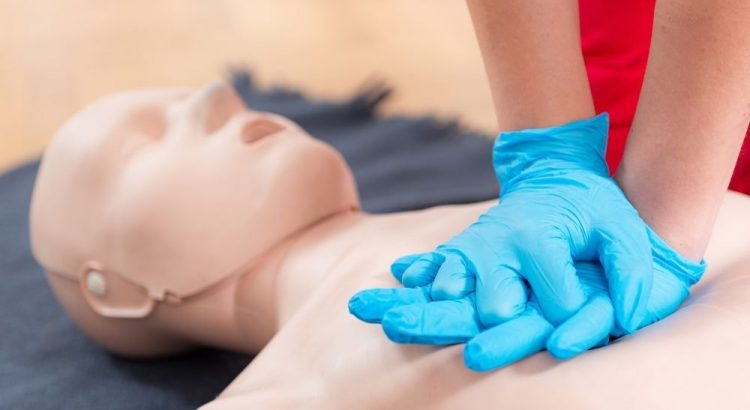 The Difference Between BLS and CPR Certification
