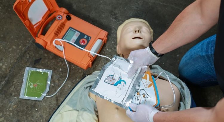 When and How To Use an AED Device