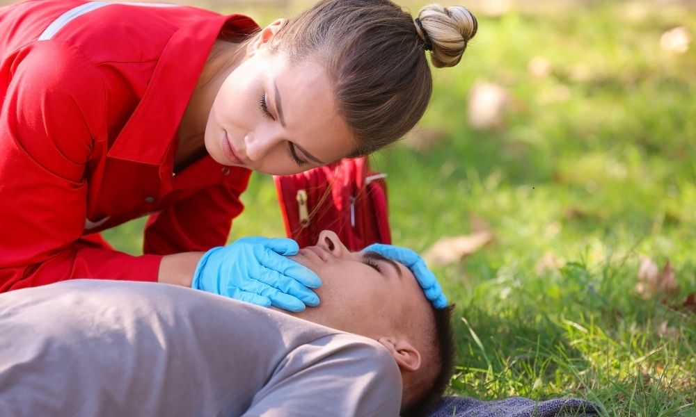 the-proper-cpr-sequence-to-follow